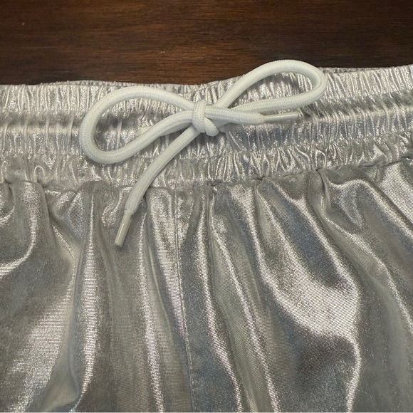 Arjen Kroos Silver Metallic Shorts - Shiny Rave Festival Party Wear - Size S - Picture 3 of 6